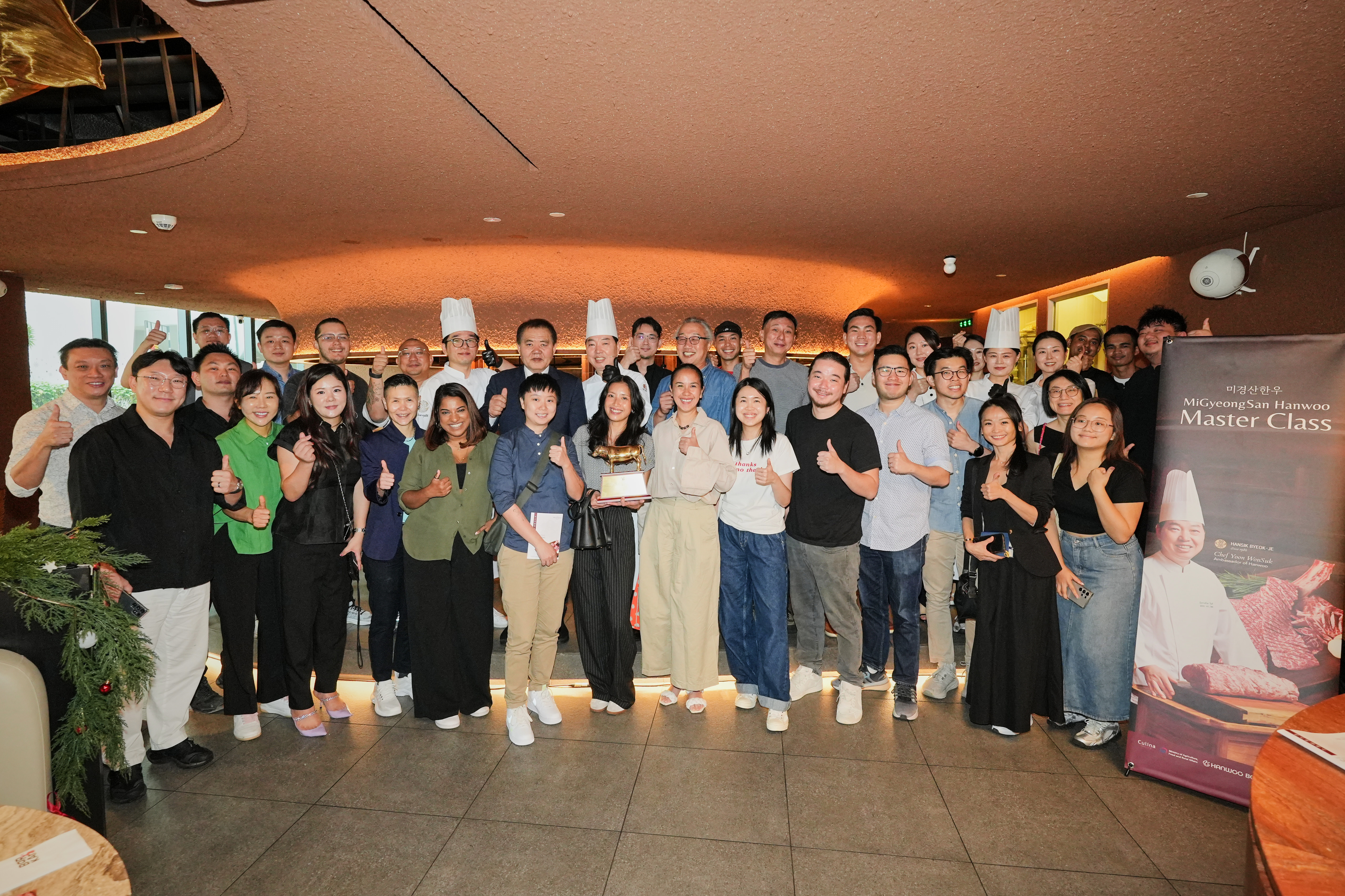 MichaelYeoh x Hanwoo00035